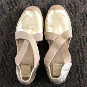 Tory Burch Gold Espadrilles Size 10